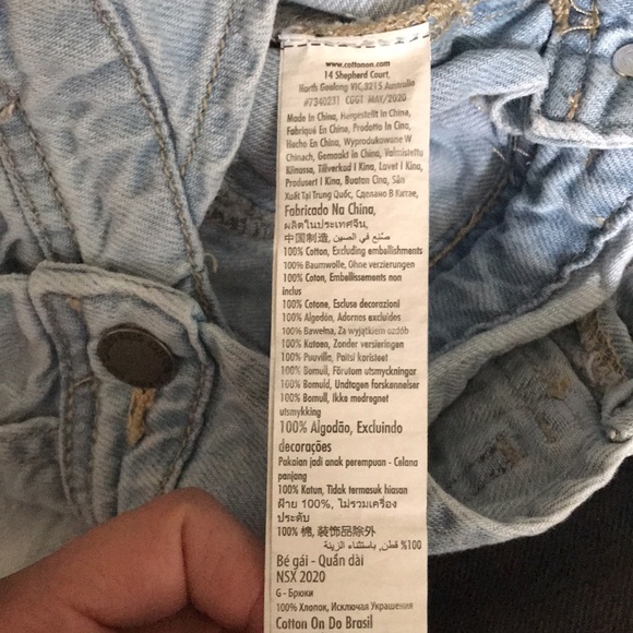 Cotton On KIDS size 2 light blue jean distressed overalls 💕 - Picture 6 of 7